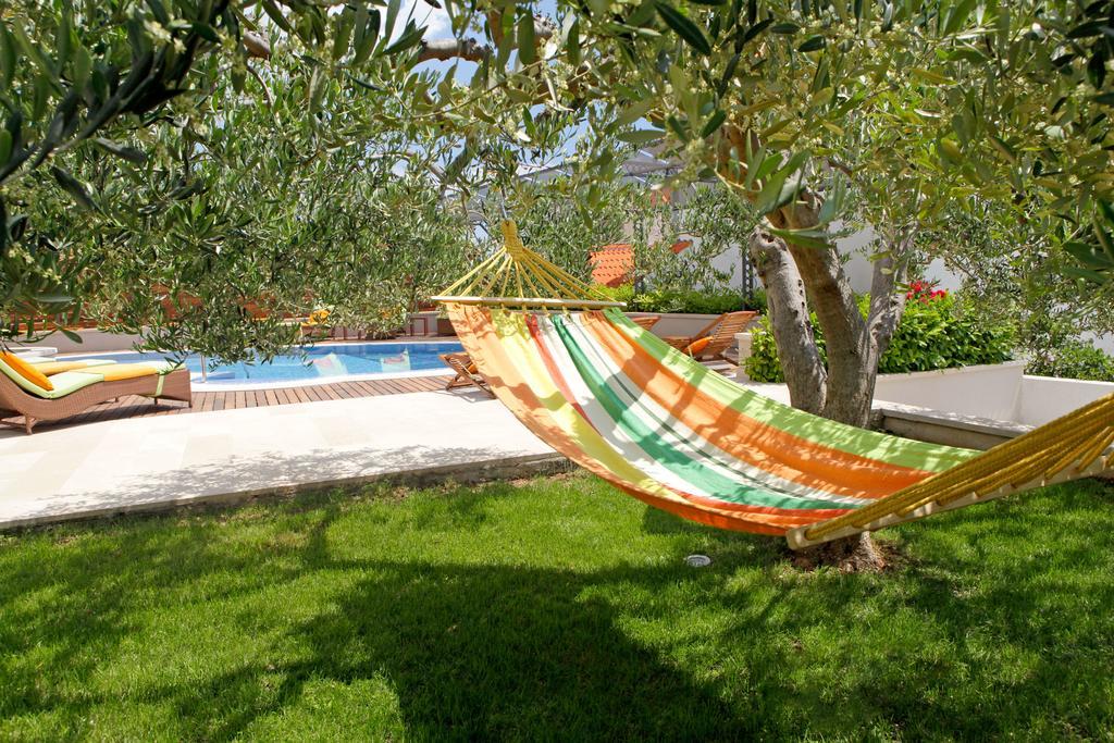 Apartments Diana - New Heated Pool Bol Esterno foto